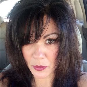 Meet your Posher, Charlene